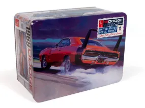 AMT 1969 Dodge Charger Daytona (USPS Stamp Series Collector Tin) 1/25 Model Kit