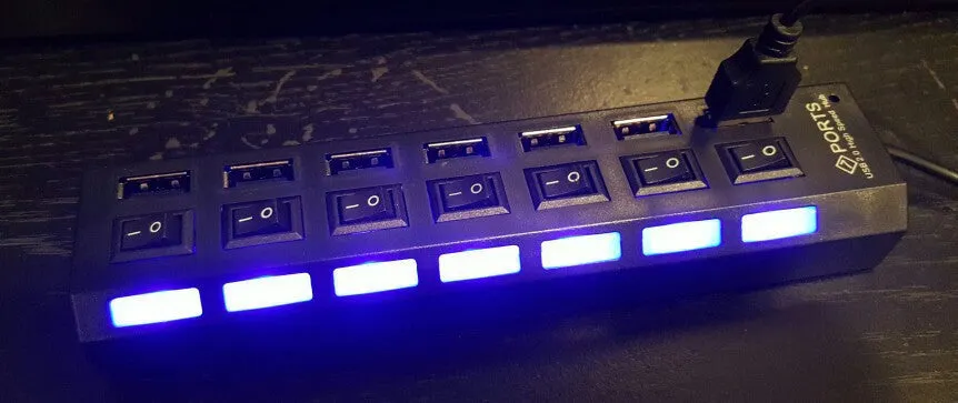 LED Backlight 7 Port Built-in USB 2.0 Adapter Hub