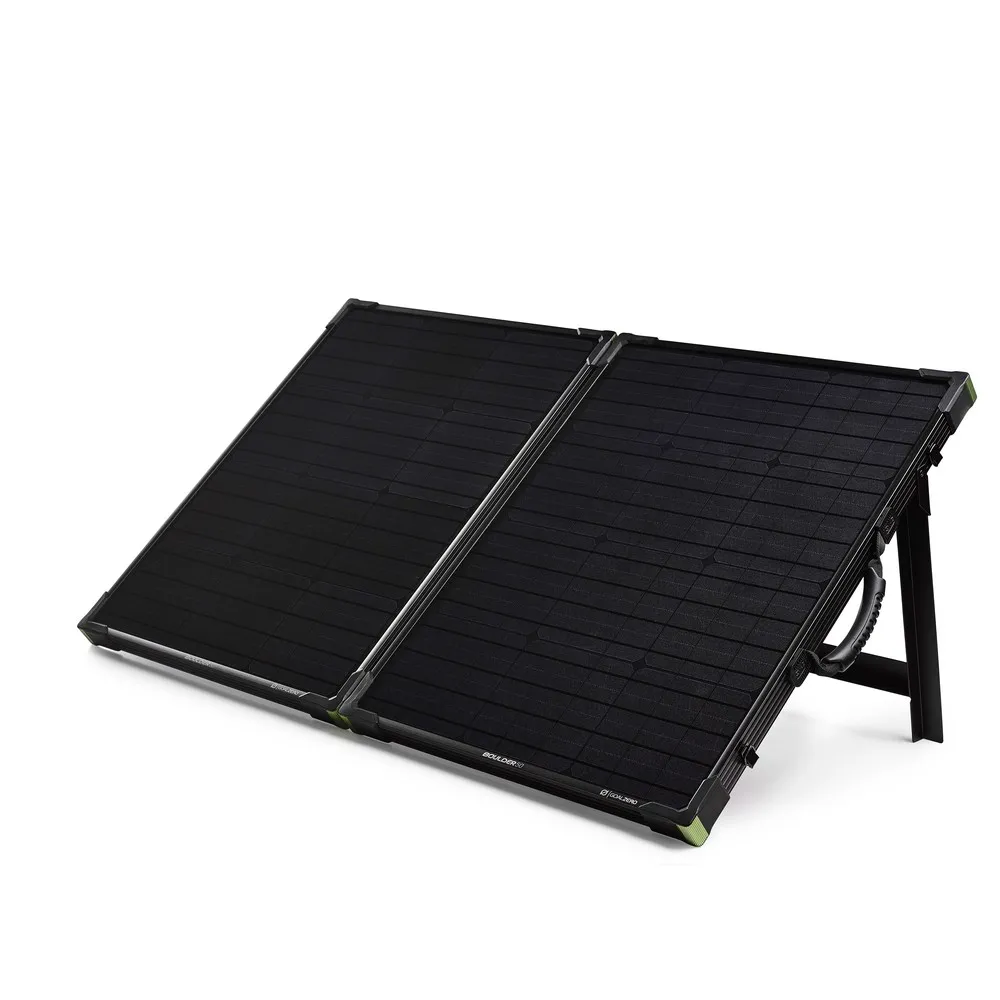 Yeti 200X   Boulder 100 BC Solar Generator